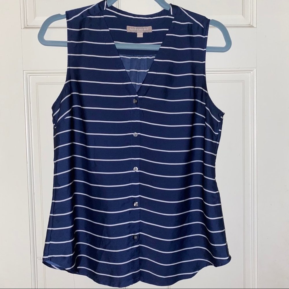 Small Banana Republic Navy Blue Top w/ stripes